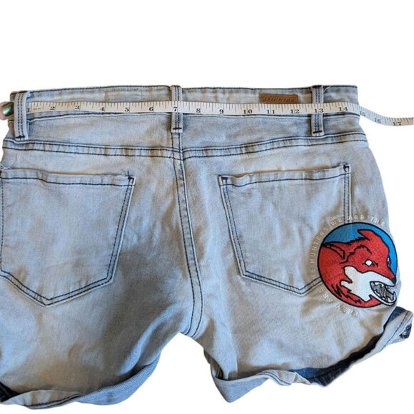 Rare Taylor Swift 1989 Denim Shorts I Know Places Lyrics Fox Embroidery Dickies - Picture 6 of 7